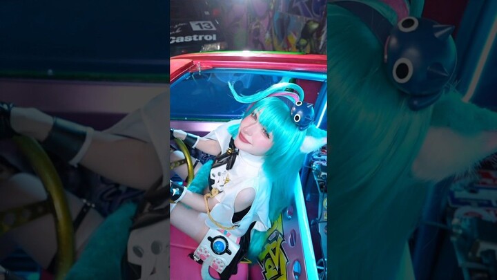 CatgirlsWhy is she so cute!🩵#mint #nte #cosplay #fyp #NevernesstoEverness #game