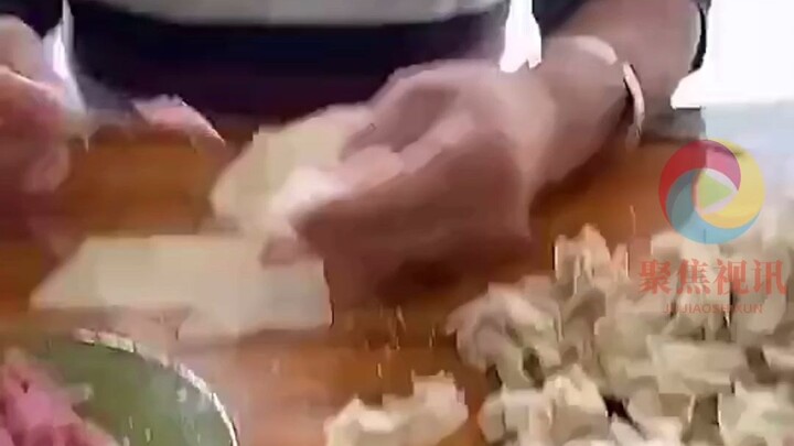 Sudah 10 tahun buka warung wantan, babi cuma alami luka ringan di kulit...