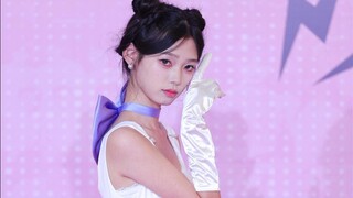 猫步轻俏-AOA 250927 成都随舞|路演直拍