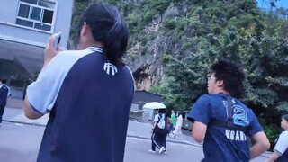 A first-person view of high school students fighting for food (comeback version)