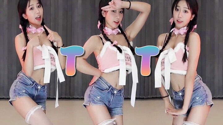 【Little Deep Girl】Từ sự dịu dàng màu hồng đến bộ đồ chiến đấu màu xanh "Lễ trưởng thành" (Park Ji-ye