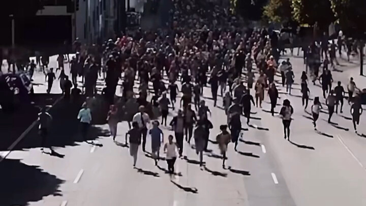 لاو دا ما زال يحبّ المروحيات كثيرًا كما كان دائمًا.