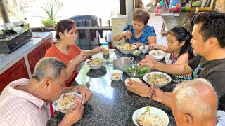 Ăn Bún Bò Xào Đơn Giản Mà Ngon | MienTayTV