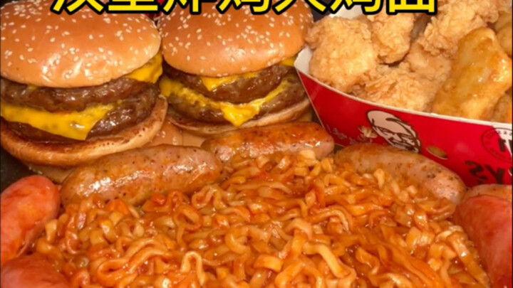 Nửa đêm, hamburger, gà rán và mì gà tây khiến cậu bạn cùng phòng đang ngủ say vì thèm quá mà nước mắ