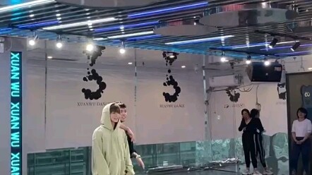 [Leo Liu] Original Choreography "Change" (HyunA/Long Junhyung)