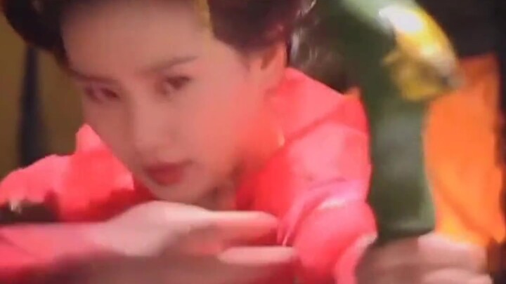 The behind-the-scenes footage of The Legend of Sword and Fairy III without special effects is also v