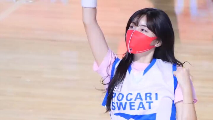 【4K】Big Ahn Ji-hyun cheerleader 02 shake? No, you think too much. Rest position straight shot