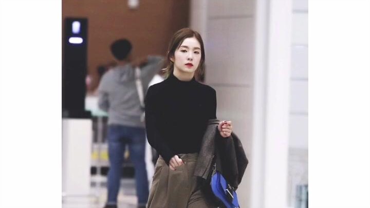 Irene Bae Joo-hyun: As everyone knows, there’s only one set of casual outfits separating “cool” from