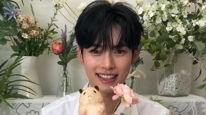 Sung Hanbin BDAY IG Live