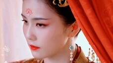 One woman and three men, I want to see the heroine slay the whole show