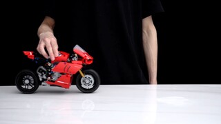 ตัวต่อ LEGO Ducati สุดอลังการ