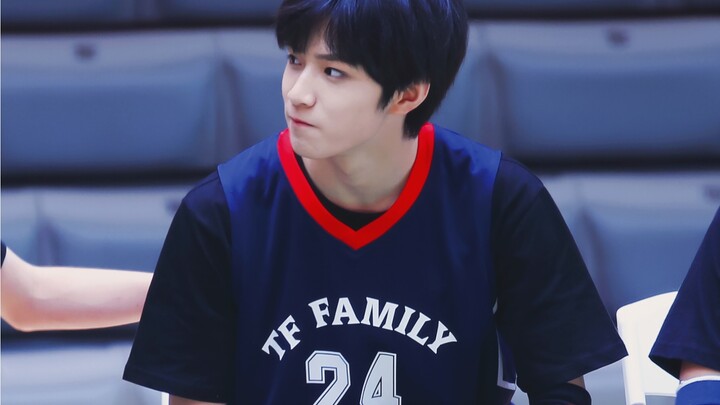 [Liu Yaowen] The hottest junior high schooler in Southwest China!! Holy crap!! So handsome!! Come ou