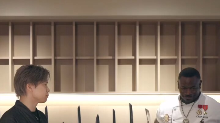 แซนด์วิชเซียนมีดทำครัว