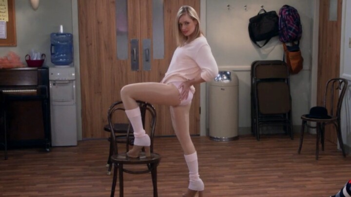 “2 Broke Girls” — Caroline Drops a Sassy, Fiery Dance Move!