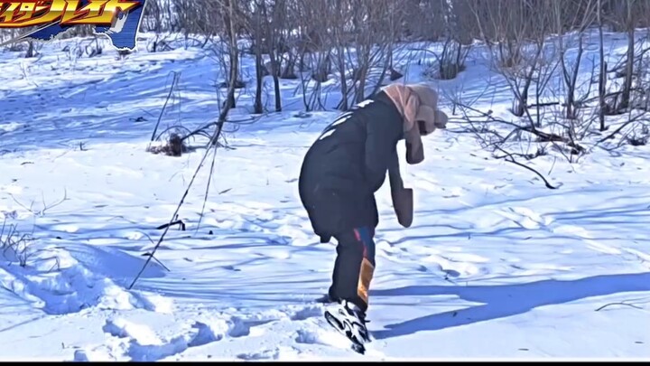 The sword chef will pineapple in the snow at minus 20 degrees