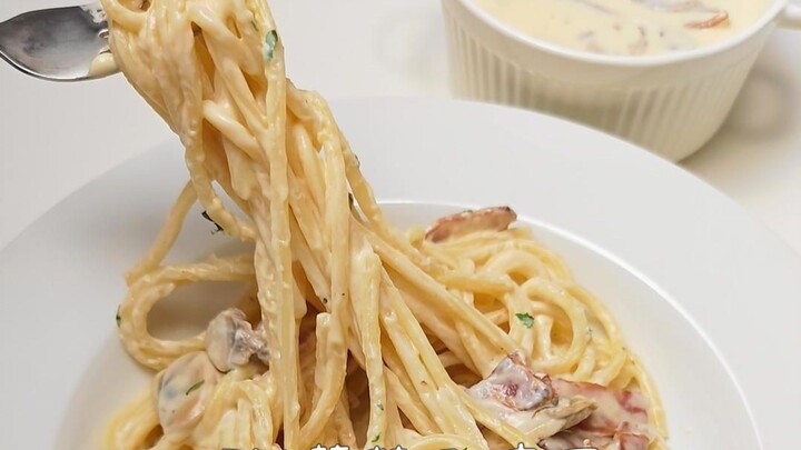 🍄 Sup Jamur Krim + Spaghetti Jamur Krim dalam satu panci!! Wangi susu kental dan super enak~🥛