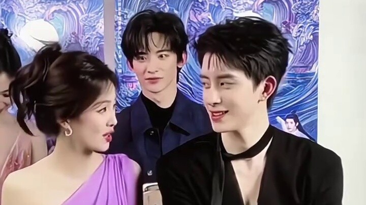 Bai Lu x Ao Ruipeng | "Dog trainer" can also be embarrassed by handsome dogs... Some live broadcast 