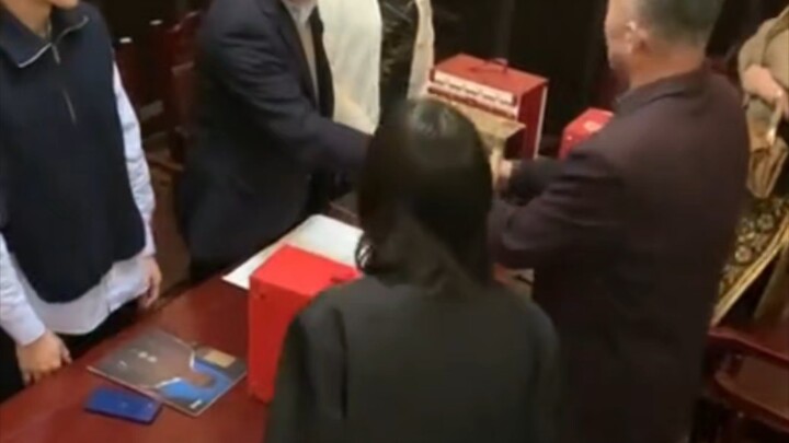 带双方父母去玩抓小三剧本杀