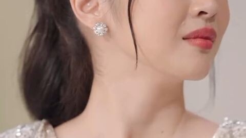 GOLDEN FEATHERS  Sana kayo na mag appload sa next episode kasi wala akung pera pambili 🥺