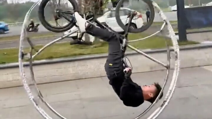 It perfectly solves the issue of how convenient bicycles are!