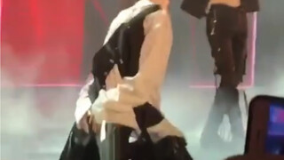 【Park Ji-sung】How many mom fans disappeared after this kneeling? @Park Ji-sung DREAM SHOW's shocking