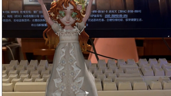 Nuôi thành bé gái thật rồi OvO