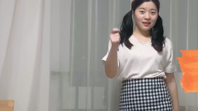 What would be the effect of an ordinary person dancing to Ju Jingyi’s “Love in Emergency”?