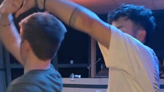 跳了这种西海岸摇摆舞😏确定不谈场恋爱再走？