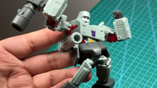 Tantang dirimu untuk menghancurkan mainan tanpa Blu-Tack? Mainkan AAE Transformers Bagian 2!