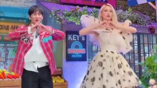 SOMI x Key《XOXO》舞蹈视频公开！