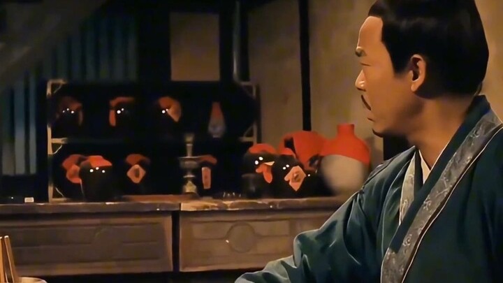Martial arts master Sun Hao ordered one jin of lamb legs and two jin of baijiu.