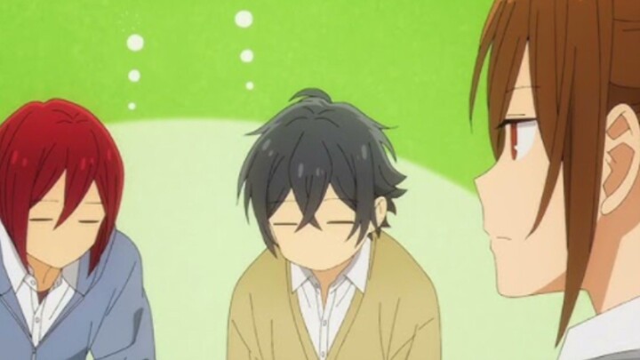 Pov: Hori is attacking Sengoku and Miyamura (Anime: Horimiya)