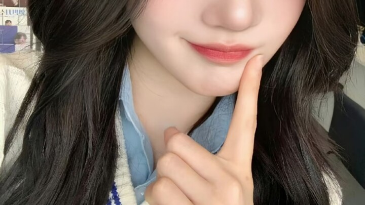 “A girl group member who was taken by her agency for minor cosmetic tweaks and then switched to grou