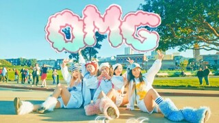 OMG's cover dance on the grass road show has a great atmosphere. Newjeans white sweater stage versio