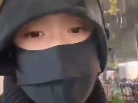 المدوّن ينتقد الأسعار الجنونية في المتاجر الحقيقية حاليًا #تجارة-إلكترونية