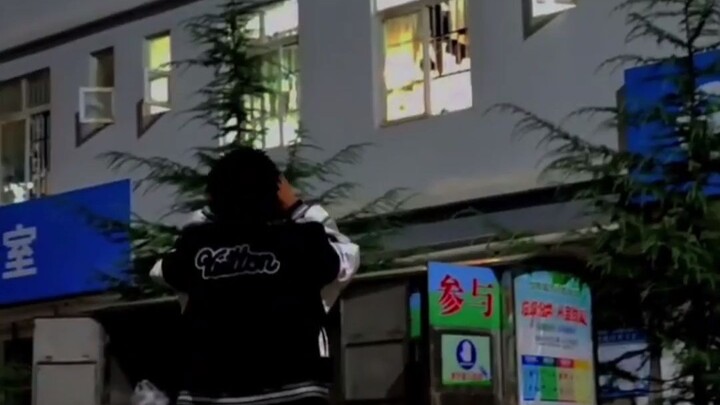 นักเรียนยูนนานทุกคนร้องเพลงภูเขาเก่งกันหมดเลยเหรอ?