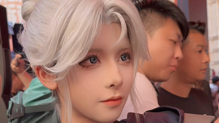 “猫罐：你去给我炒两个菜～”