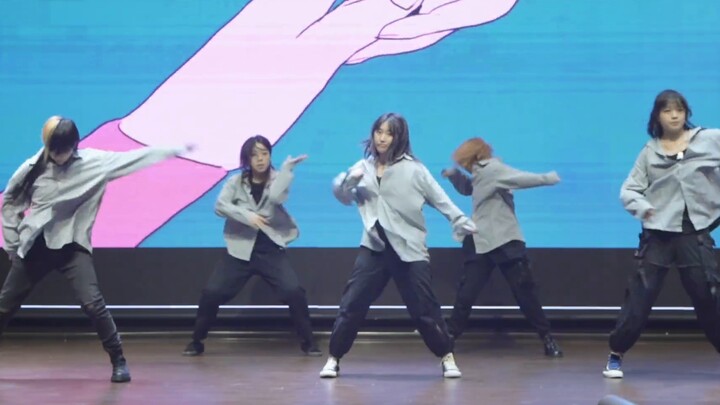 I danced 【夜に駆ける/Expelling the Night】 on the comic exhibition stage