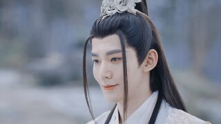 Thật hết nói nổi! Ai cũng coi anh ấy là bản sao của Tiêu Lẫm, chẳng thấy chút hối lỗi nào cả, chỉ to