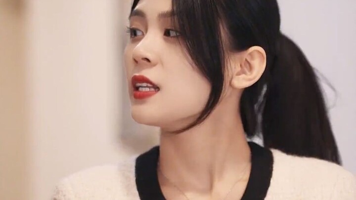 Nếu cô bạn thân của bạn là tỷ phú và đã “bật mí” hết, liệu bạn có sẵn sàng “một lòng một dạ” làm cô 