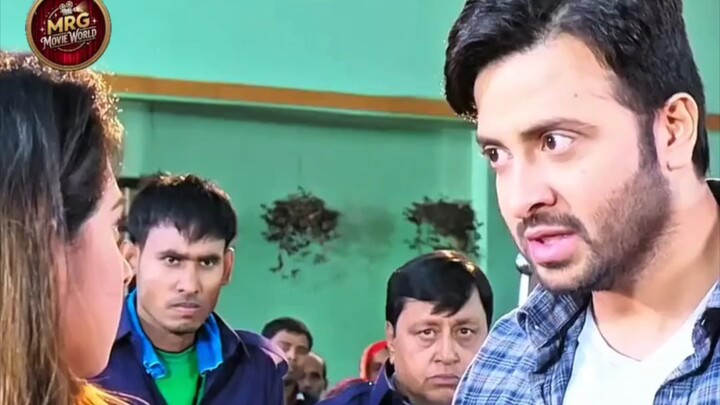 শাকিব খানের বাবা মায়ের গায়ে হাত তুললো বুবলি