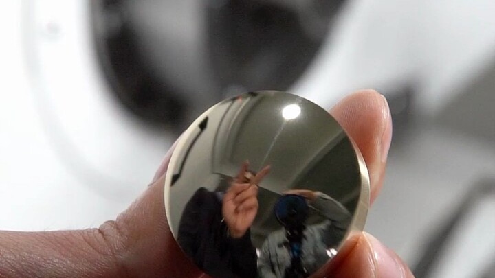 Polish the car mirror surface according to customer requirements and verify the machine tool.