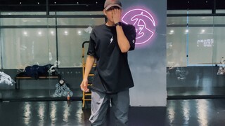 燃爆！《孤勇者》超级细腻的编舞/谁说站在光里的才算英雄 深圳Storm舞蹈室 Anson编舞