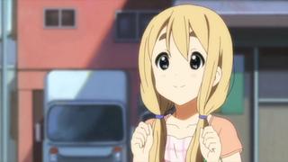 [K-ON!] How cute is Tsumugi Soso?