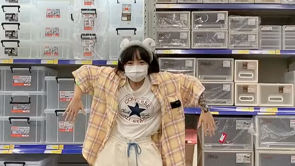 สวัสดีวันไหว้พระจันทร์เพื่อนๆ ขอให้มีความสุขทุกวันนะ!!!