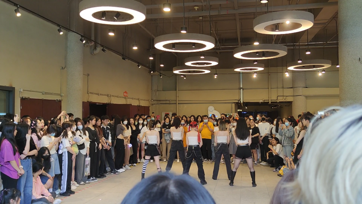【TOMBOY】【随机舞蹈】【厦门大学】竟然连衣服都cover了！🥰