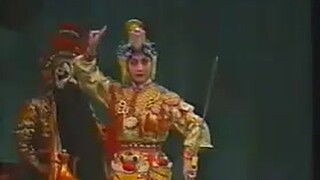 وداع البطل (رقصة السيف) - لي وي كانغ (إلهة الـvk رائعة جدًا!!!)