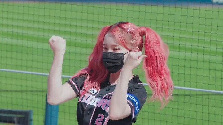 Dahui dễ thương "4K" nhảy theo điệu nhạc 'Next Level' aespa HD straight shot