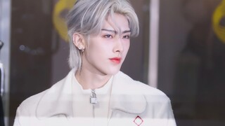 [Shen Quanrui] Một thần tượng bẩm sinh mà ngay cả bạn bè nam của tôi cũng phải kinh ngạc