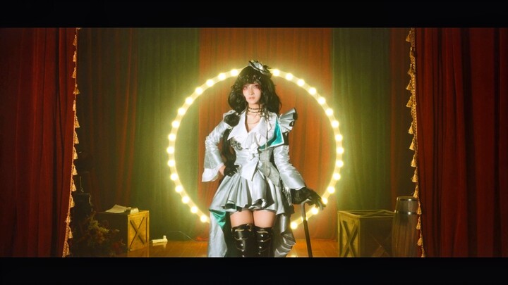 العودة إلى المستقبل 1999 | تحت الأضواء، عرض الوحدة في هذه الليلة لن ينتهي أبداً